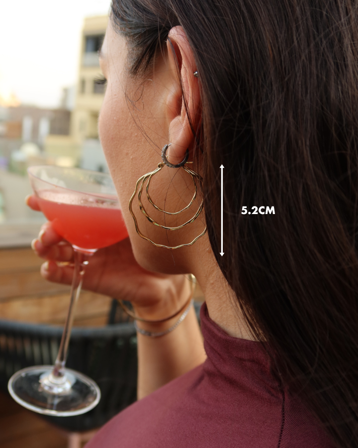 SIGNATURE WAVE HOOP EARRINGS